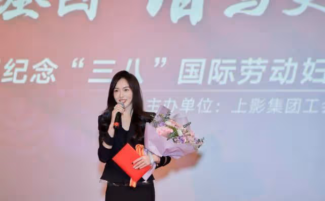 唐嫣獲評國家二級演員,與老公羅晉屬同級別演員,演技仍存在爭議