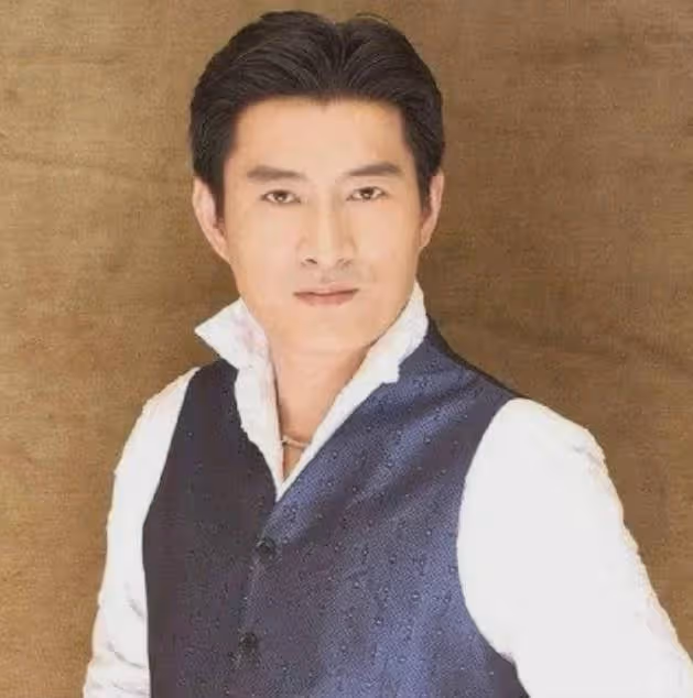 他到KTV點唱黃安的歌,發現根本點不到,驚見點歌機「8字」直接笑翻:真的很愛台!