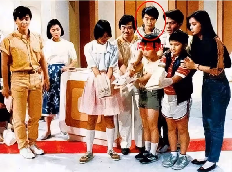 吳孟達肝癌離世！周星馳「第1個到達葬禮現場」破不和傳聞　花圈上「4字弔唁」催人淚下