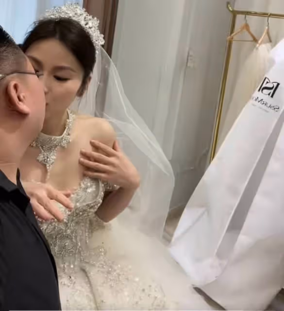 千萬粉網紅「冷少」攜未婚妻拍婚紗，兩人浪漫親吻，蔣胖胖送祝福
