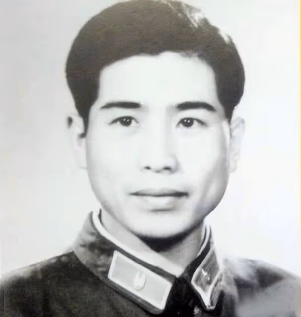 昔日珠影十大男星 個個陽剛俊朗 紅極一時 如今一半去世 另一半被遺忘