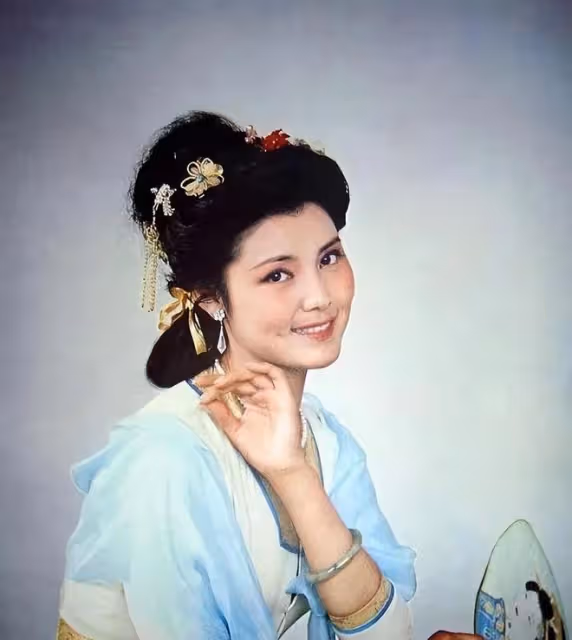 潘虹當年因何頂替姜黎黎主演《杜十娘》 看看影片幕後故事和主創
