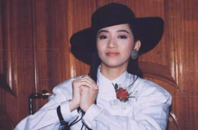 梅艷芳病逝後,為什麼不給哥哥留遺產,卻送了2套房子給設計師?