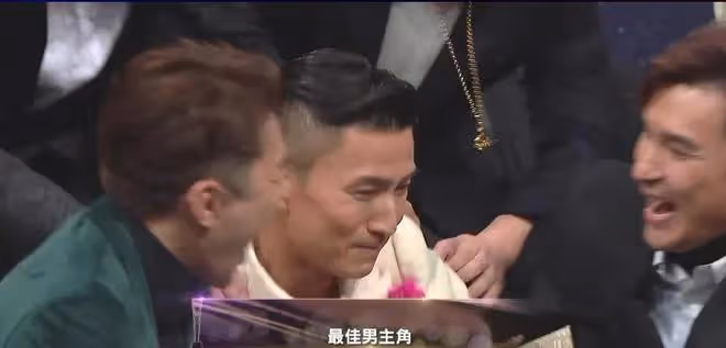 賭王何鴻燊女兒何超雲前男友陳山聰,獲封TVB「視帝」!