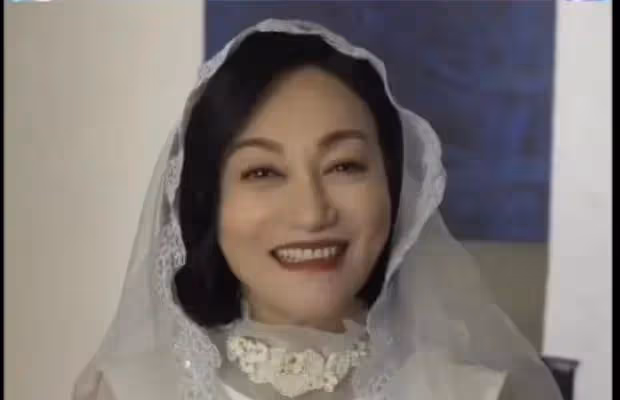 惠英紅等了幾十年，穿婚紗喊話初戀「有緣相見」網友呼：最長情