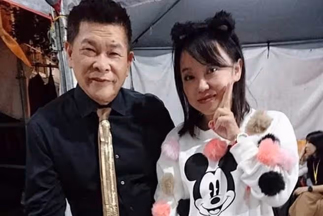 潑了一身髒水!佩真暴怒,借澎恰恰46萬「中了對方陰招」:你對得起良心?好心卻被狗咬:眼淚白流了