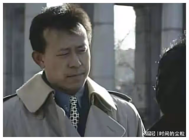 導演鄭曉龍：三十年經典劇作的幕後推手，可看性與正能量缺一不可