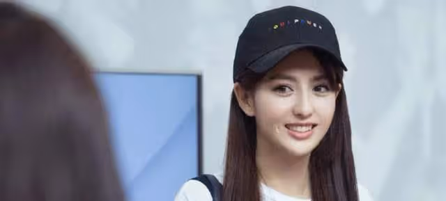 新疆四大美人：個個熱情豪爽，你喜歡哪一個？