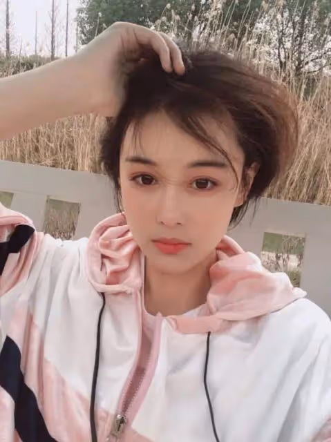 24小時內:娛樂圈中有人疑似分手,有人獲金球影后,悲喜各不同