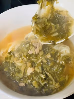 雪菜肉絲麵（特別開胃）