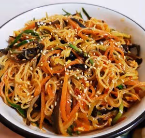 芝麻醬拌三絲（想像不到的好吃）