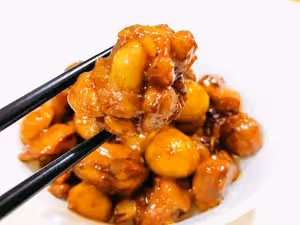 板栗比雞好吃的板栗燒雞