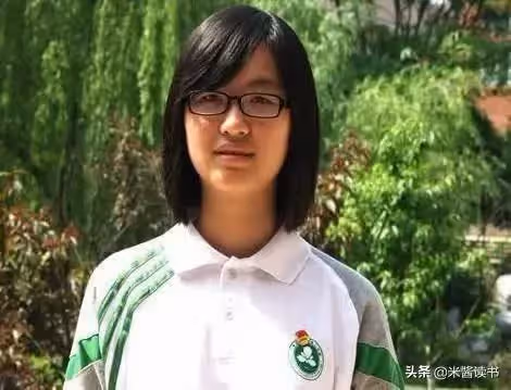 高顔值女學霸！17歲「放棄保送名校機會」20歲帶著孩子考上哈佛 　8年後現狀曝光：「奮鬥的人生越來越值錢」~