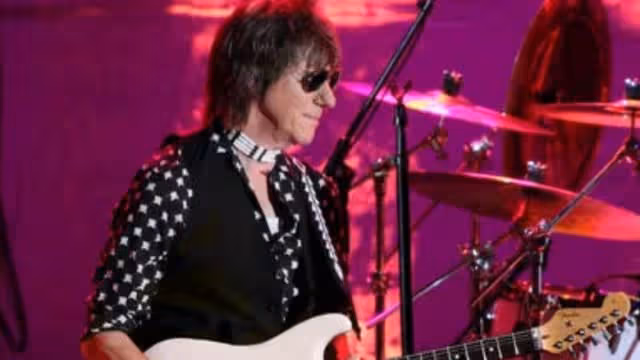 才跟Johnny Depp合作　「世界百大吉他手」Jeff Beck病逝