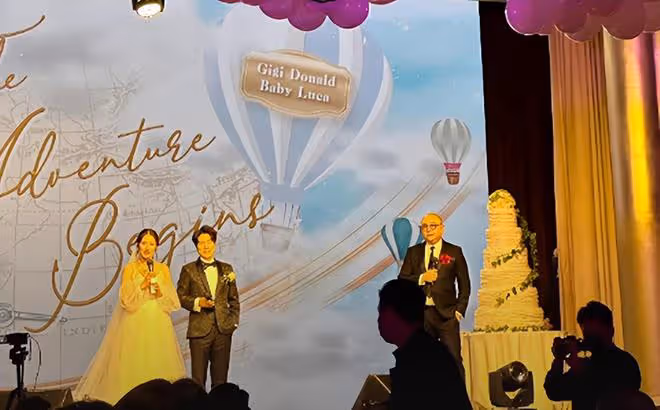 恭喜!何傲兒姐姐風光嫁豪門,小腹凸起被疑懷孕,曾與蕭正楠相戀