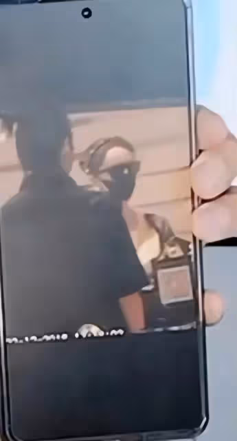 郭碧婷與向佐疑婚變！9月未同框還取關男方，此前獨自帶娃顯憔悴