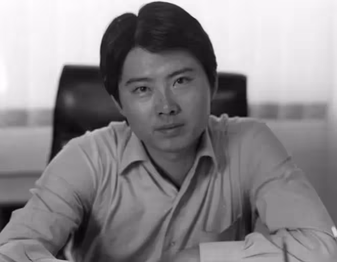 男演員江長文墜樓身亡！生前受病痛折磨想自殺，85歲女星崩潰大哭