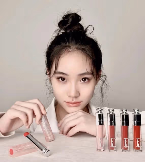 小S二女兒再拍廣告大片，15歲Lily資源不減，未受言論翻車影響