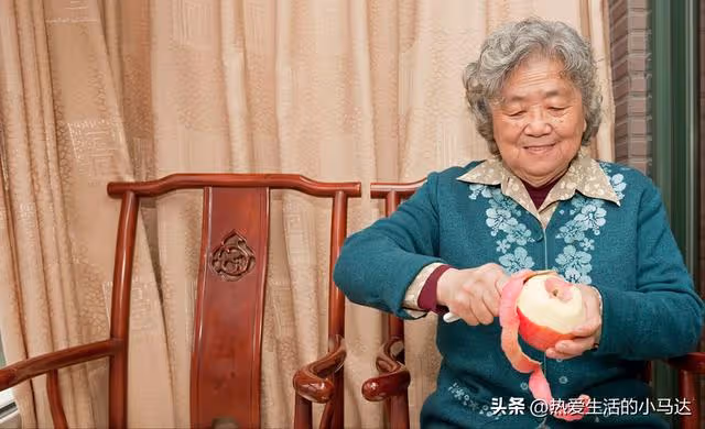 一位母親的傾訴:住過兒子家和養老院,才發現餘生最好的歸宿在哪