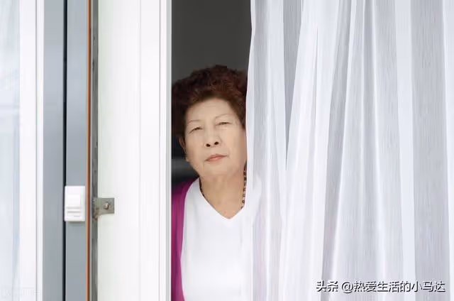 一位母親的傾訴:住過兒子家和養老院,才發現餘生最好的歸宿在哪