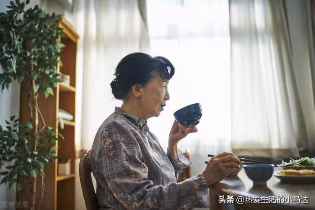 一位母親的傾訴:住過兒子家和養老院,才發現餘生最好的歸宿在哪