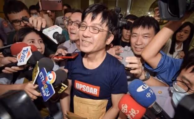 惋惜，曾是台灣人氣歌手淪落到街頭賣唱，出租屋內上吊身亡，一週後才被發現年僅58歲