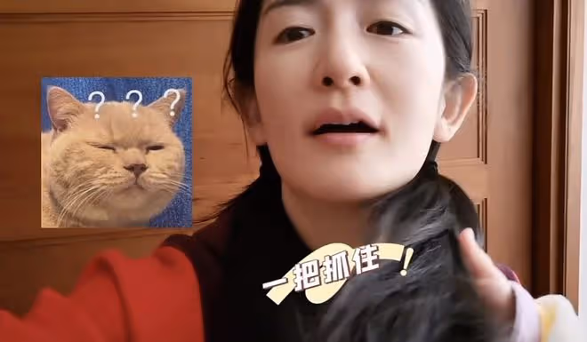好機靈！謝娜長痘向女兒訴苦，1歲小咘芽一把抓住媽媽頭髮幫遮蓋