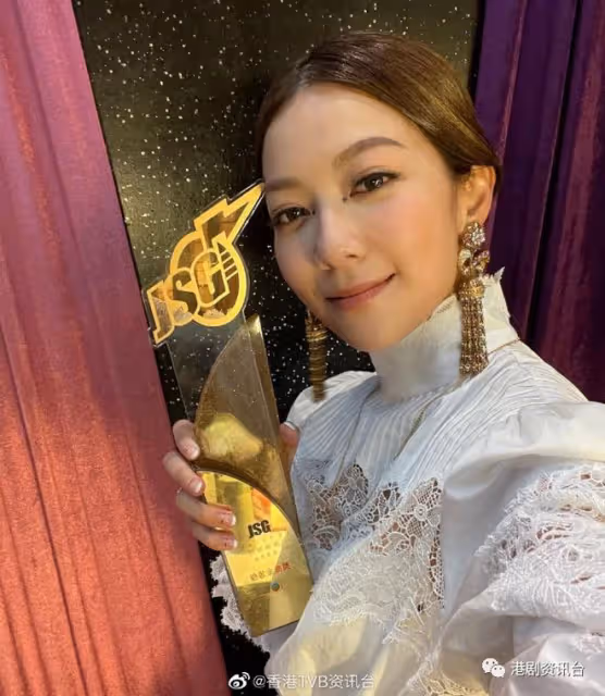 何雁詩湊仔曬大埔千呎豪宅！出身豪門父身家6億自設錄音室跑步機勁豪