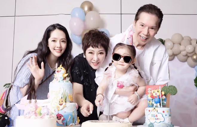 港媒曝郭碧婷去香港是去離婚,她已取關老公,向佐曾被傳出軌成性