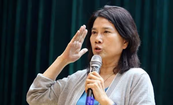 董明珠自稱：我現在年薪500萬，交完45%的稅後，還能剩個200多萬