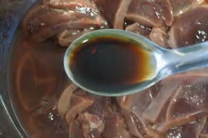 爆炒羊肝
