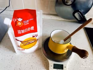 簡易版黃油餅乾底牛奶芝士慕斯蛋糕