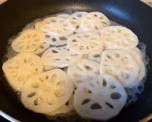 年夜飯系列菜：清炒藕片與糖醋藕片（十）