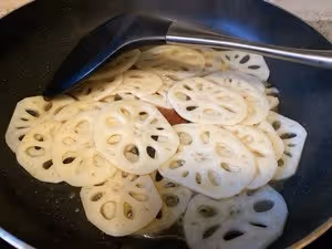 年夜飯系列菜：清炒藕片與糖醋藕片（十）
