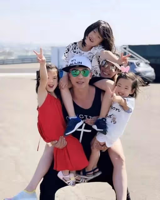 劉畊宏有三個女兒，宇恩是個男孩，留了三年的頭髮，原因感動網友