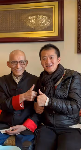 李嘉明千里進京感謝恩人游本昌老師,網友驚訝道還有這個故事