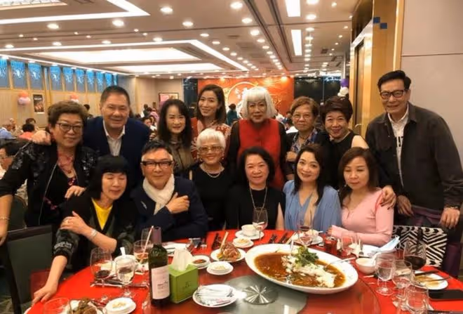 47歲港星佘詩曼長居上海，豪宅曝光有格調，愛上網購卻被列黑名單