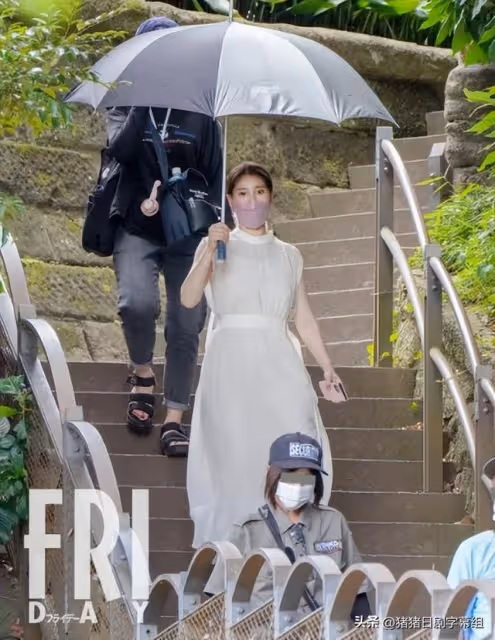 突然公布婚訊，不只是表面這些理由？