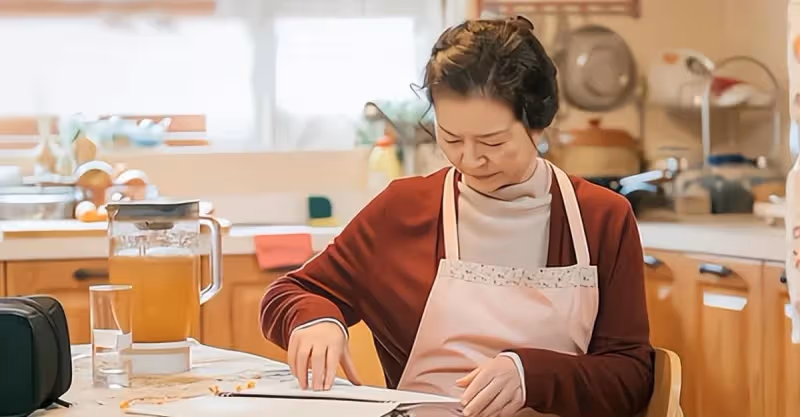 年關將近兒女歸，再婚老伴腳底抹油忙開溜：十幾口人，你自己伺候