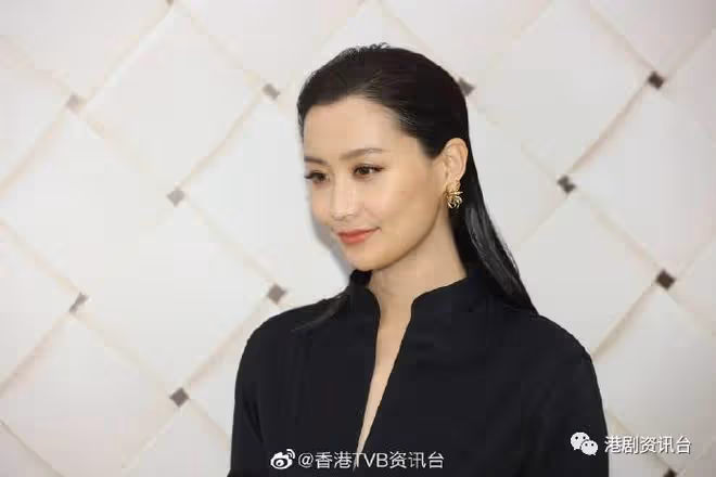 陳法拉靚爆返港!欣賞楊紫瓊努力終獲金球影后:希望自己不斷進步