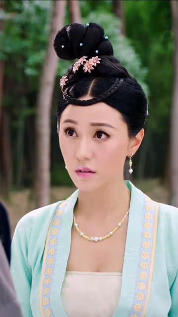 41歲港圈女神承認秘密結婚!攜千萬豪宅下嫁,姐弟戀老公身份曝光