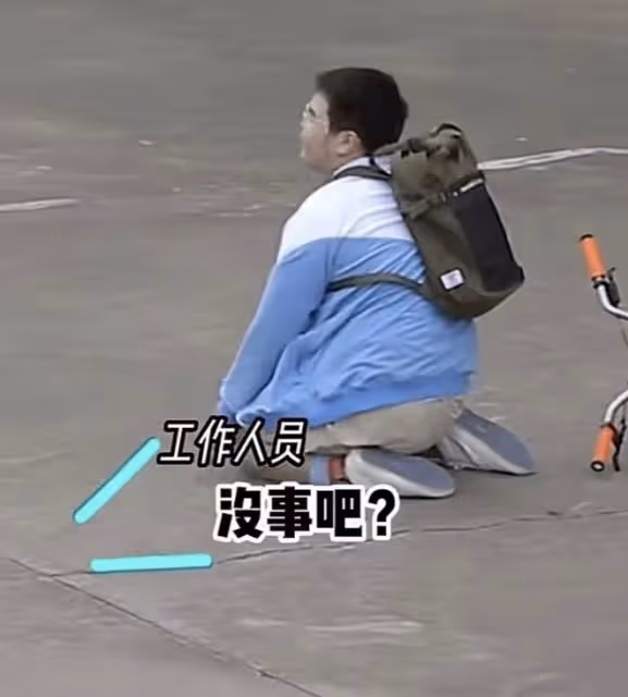 「謝飛機」曹桐睿拍戲出意外,膝蓋擦傷血肉模糊,拒絕就醫超男人