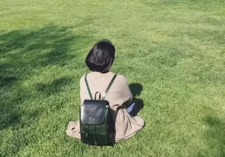 大姑姐離婚後,老公沒跟我商量就給他姐30萬買房,我直接提出離婚