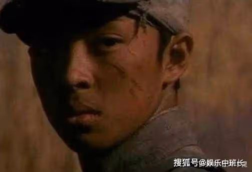 富大龍8歲出道9歲獲獎,31歲成三料影帝,卻只能送外賣租房住