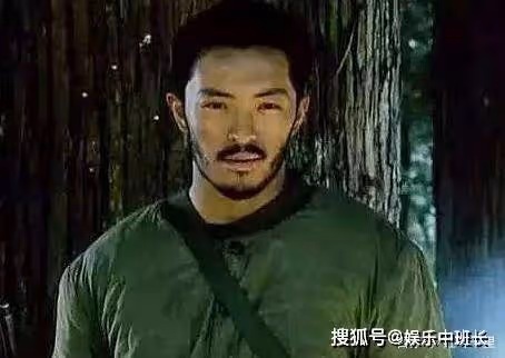 富大龍8歲出道9歲獲獎,31歲成三料影帝,卻只能送外賣租房住