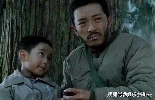 富大龍8歲出道9歲獲獎,31歲成三料影帝,卻只能送外賣租房住