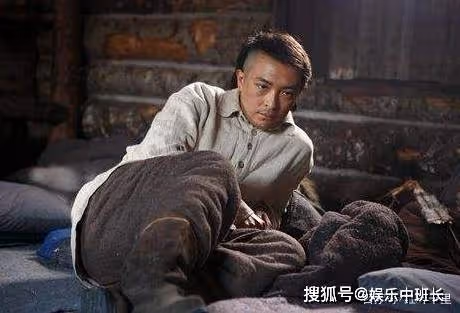 富大龍8歲出道9歲獲獎,31歲成三料影帝,卻只能送外賣租房住