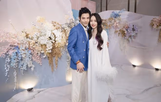 沒離婚！向佐夫婦帶兒子逛街被偶遇，向佐扶著郭碧婷背部很體貼