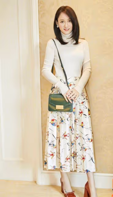 43歲陳喬恩和42歲張柏芝,同框比美,相差一歲狀態卻截然不同