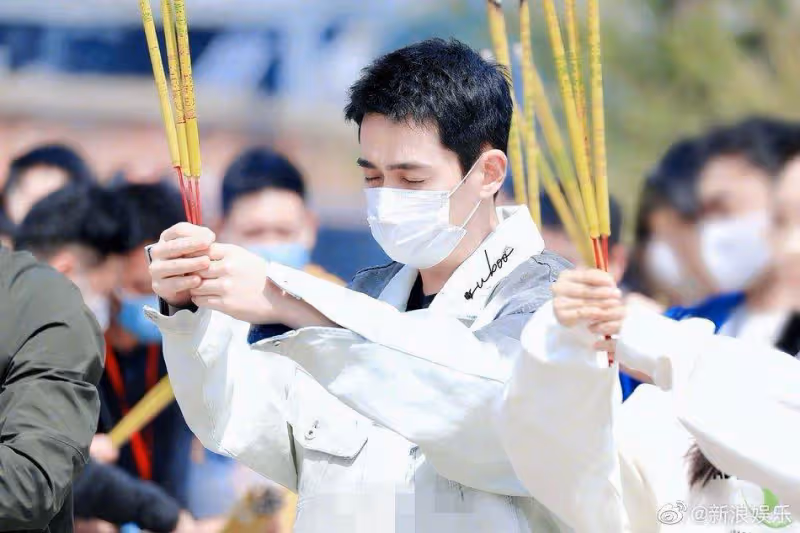 朱一龍生日當天新劇《叛逆者》官宣,寸頭造型曝光,驚喜連連